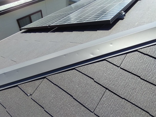 加古川市　隅棟板金へこみ